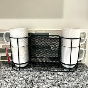 NWT 4 stackable mugs